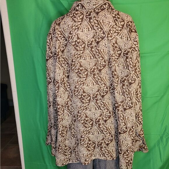 Lane Bryant Long Bell Sleeves blouse  Paisley print. - Picture 8 of 11